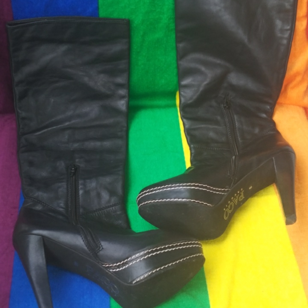 Paco Gil Platform Leather Boots